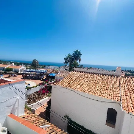 Capistrano Breeze - Luxury Coastal Apartment In Capistrano Village, Nerja Appartement *