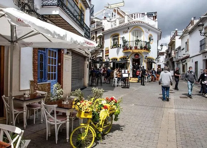 Capistrano Breeze - Luxury Coastal In Capistrano Village, Daire Nerja